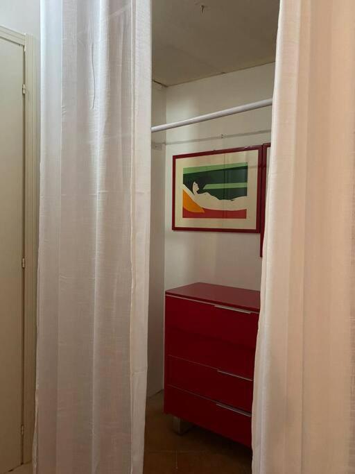 La Casa Nel Borgo Apartment Angera Exterior photo